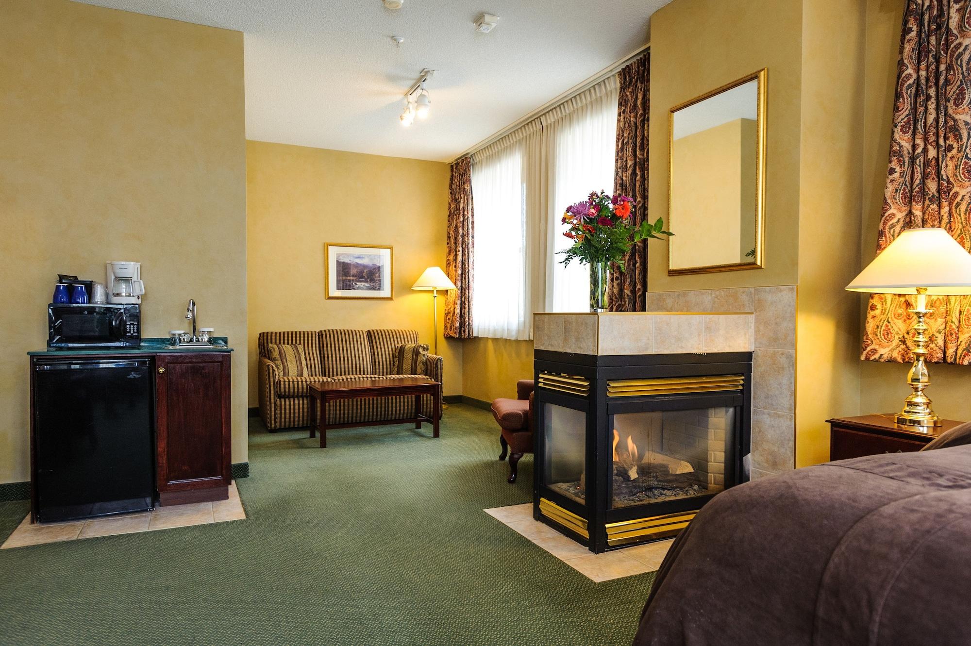 Peterborough Inn & Suites Hotel Extérieur photo