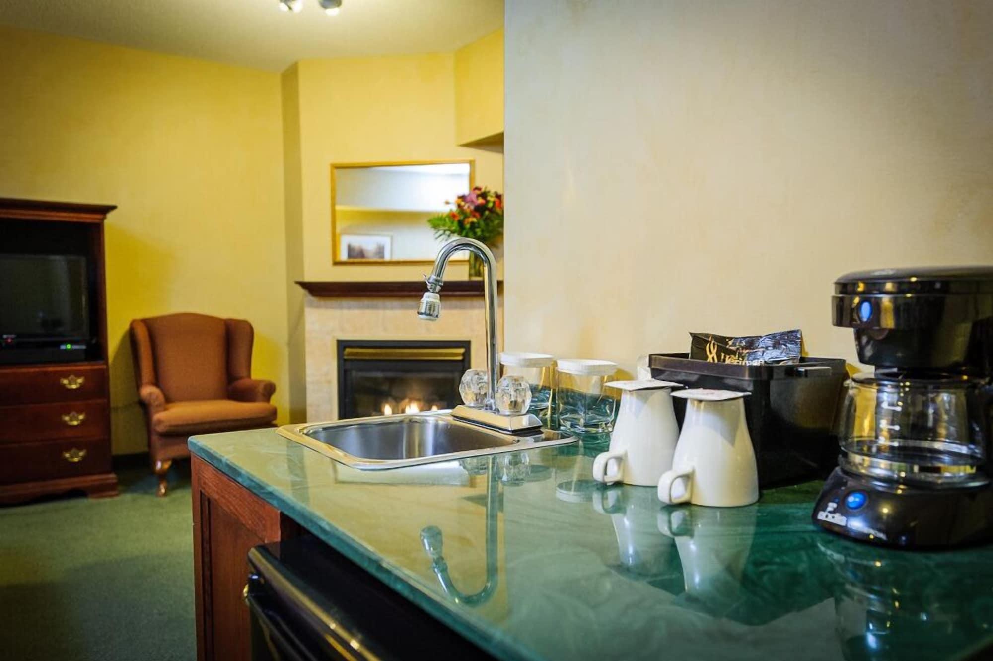 Peterborough Inn & Suites Hotel Extérieur photo
